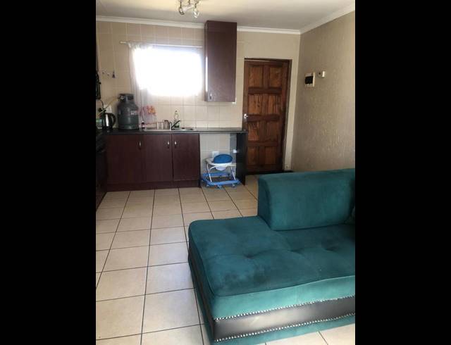 3 BEDROOM HOUSE FOR SALE IN HELDERWYK
